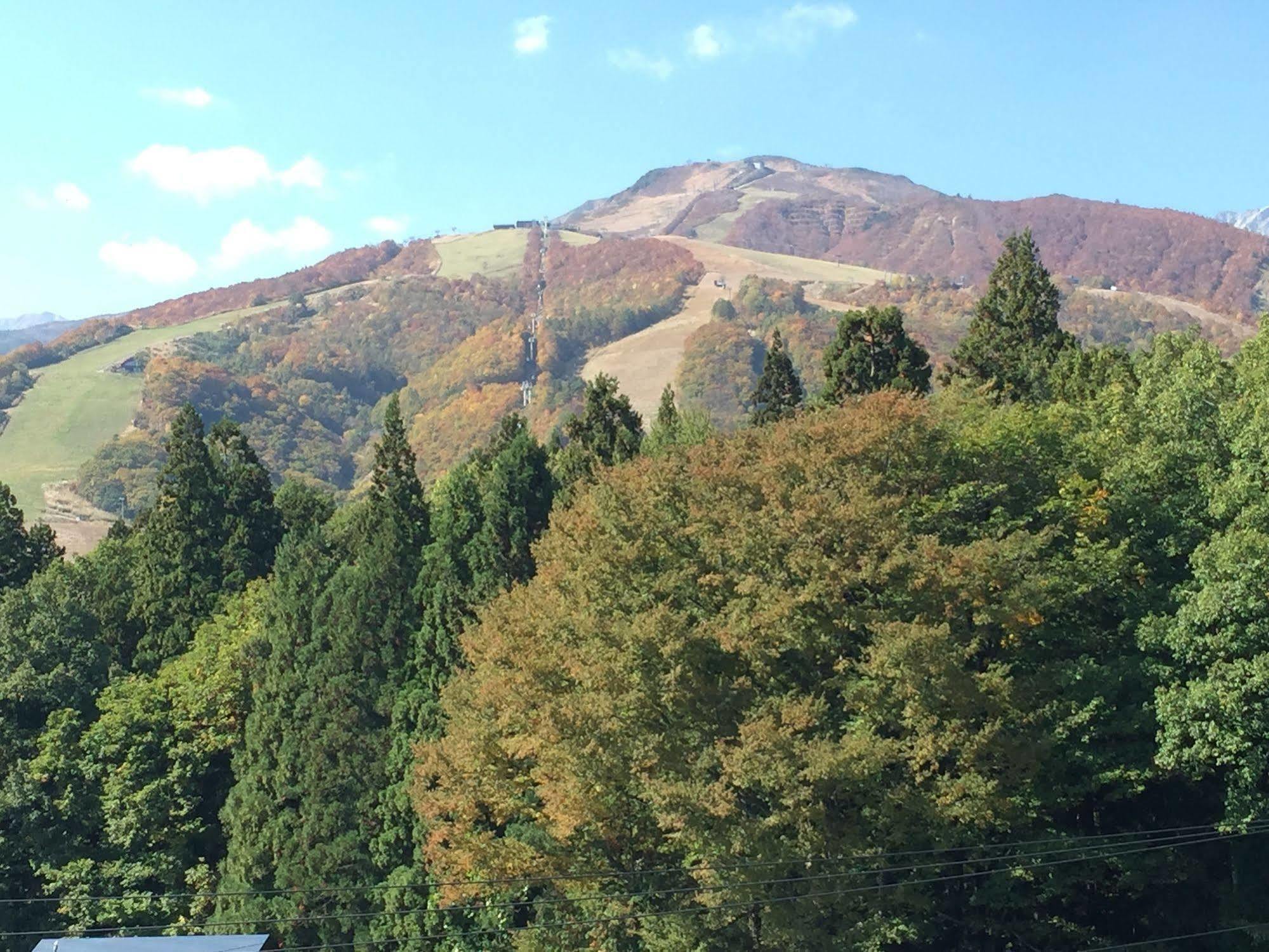 Hakuba Hotel Ougiya Exterior photo